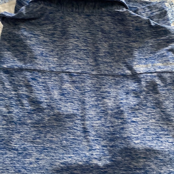 UNDER ARMOUR LOOSE HEATGEAR SIZE SM BLUE SHIRT NEW WITHOUT TAGS VERY PRETTY - Picture 7 of 8
